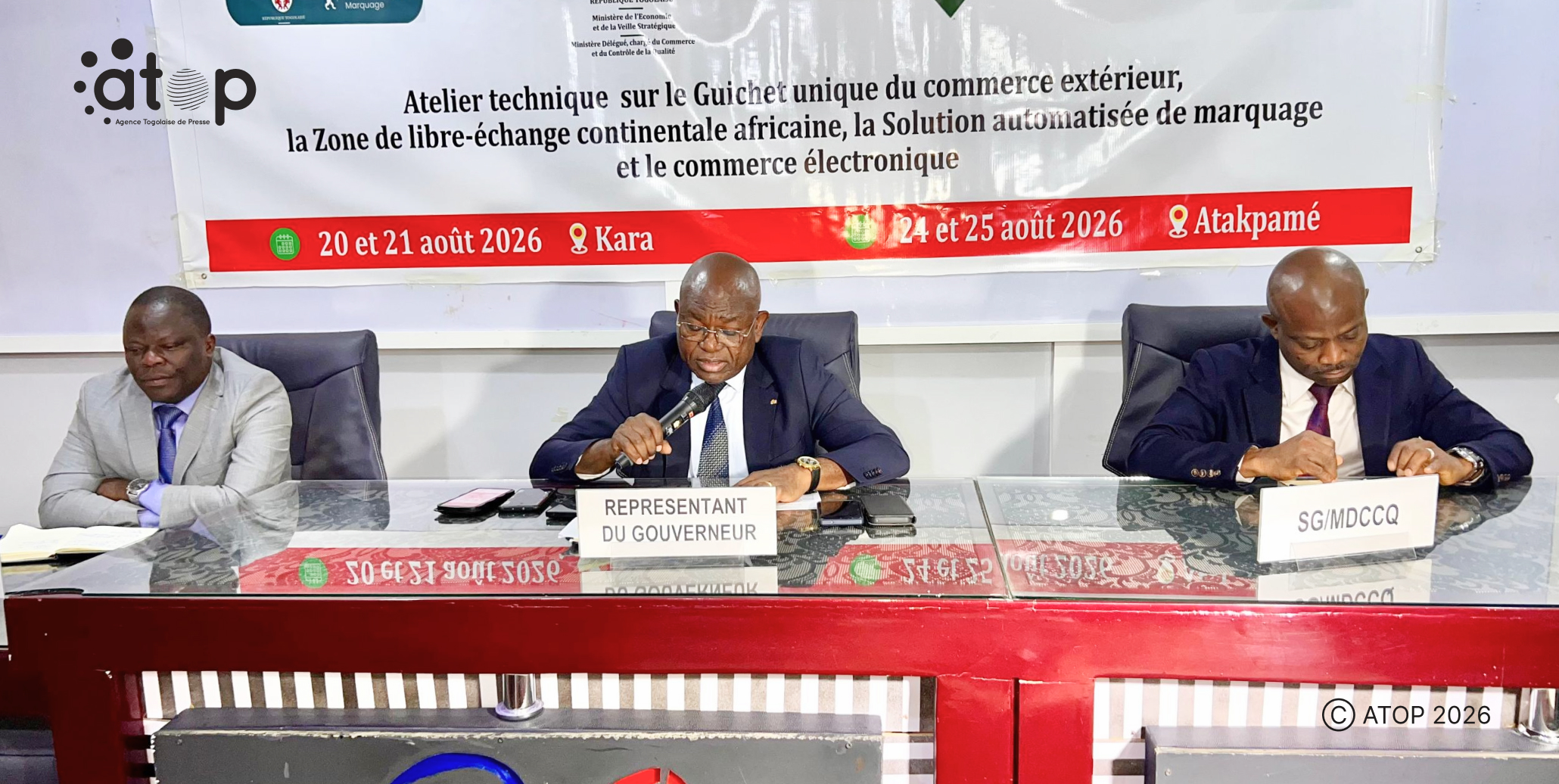 12 Les officiels