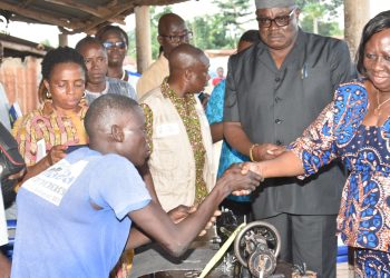 Projets PAFeRT et PAISPHT : La ministre Sankaredja visite les réalisations dans le Doufelgou 2 Projets PAFeRT et PAISPHT : La ministre Sankaredja visite les réalisations dans le Doufelgou