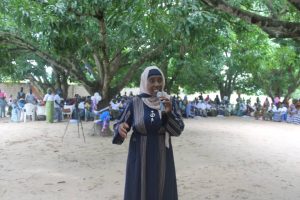 20 Mme Ali Tagba sadressant a lassistance