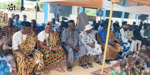 Lacs/chefferie traditionnelle : Togbé Komi Fiagan Richard Hihéglo II reconnu chef du village d’Abatamé 2 29 Les officiels