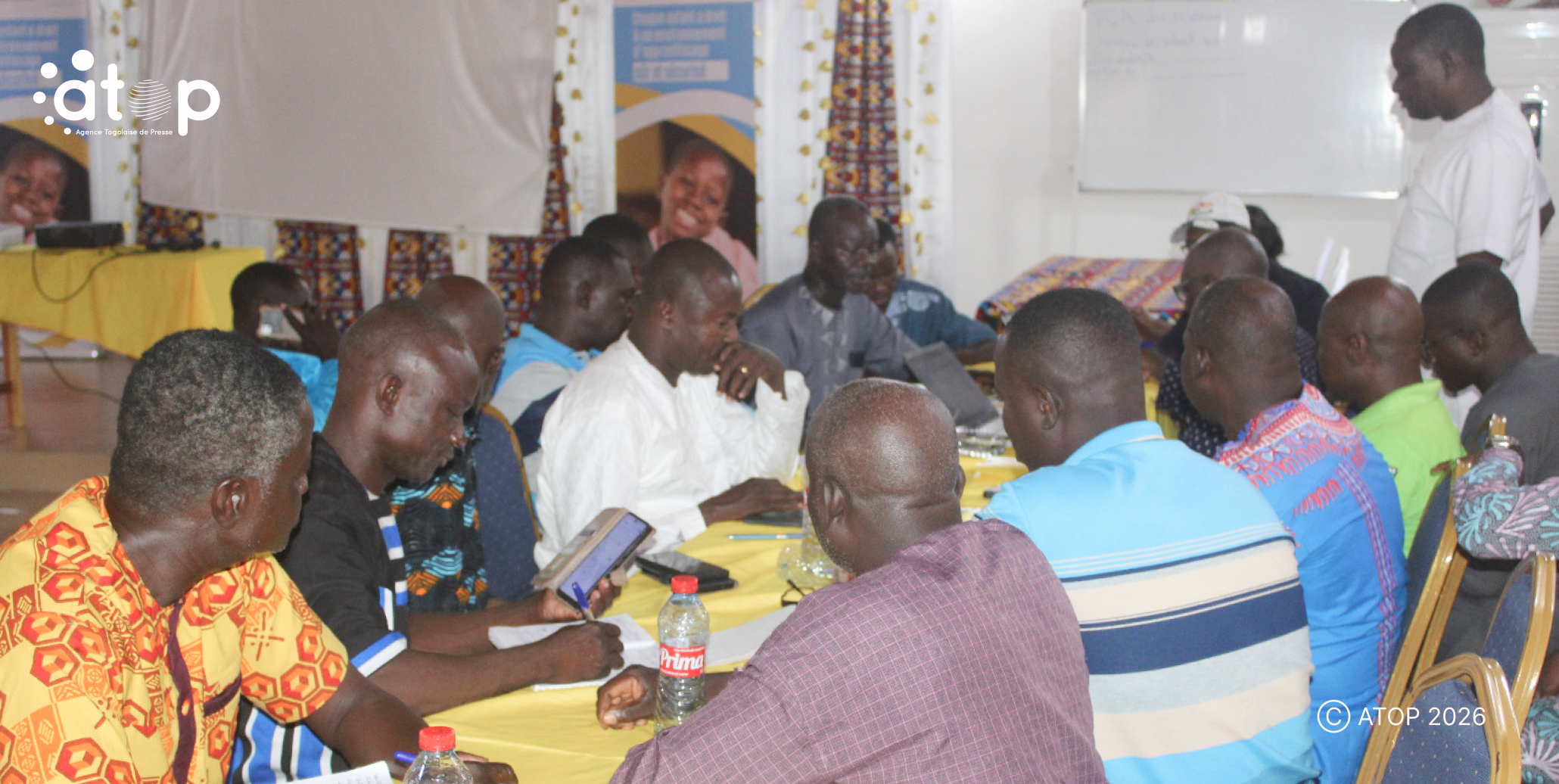 Tône : Des acteurs communaux de la Kara et des Savanes outillés sur la stimulation de la demande éducative 1 46 Les participants en travaux de groupe pour lelaboration dun plan daction