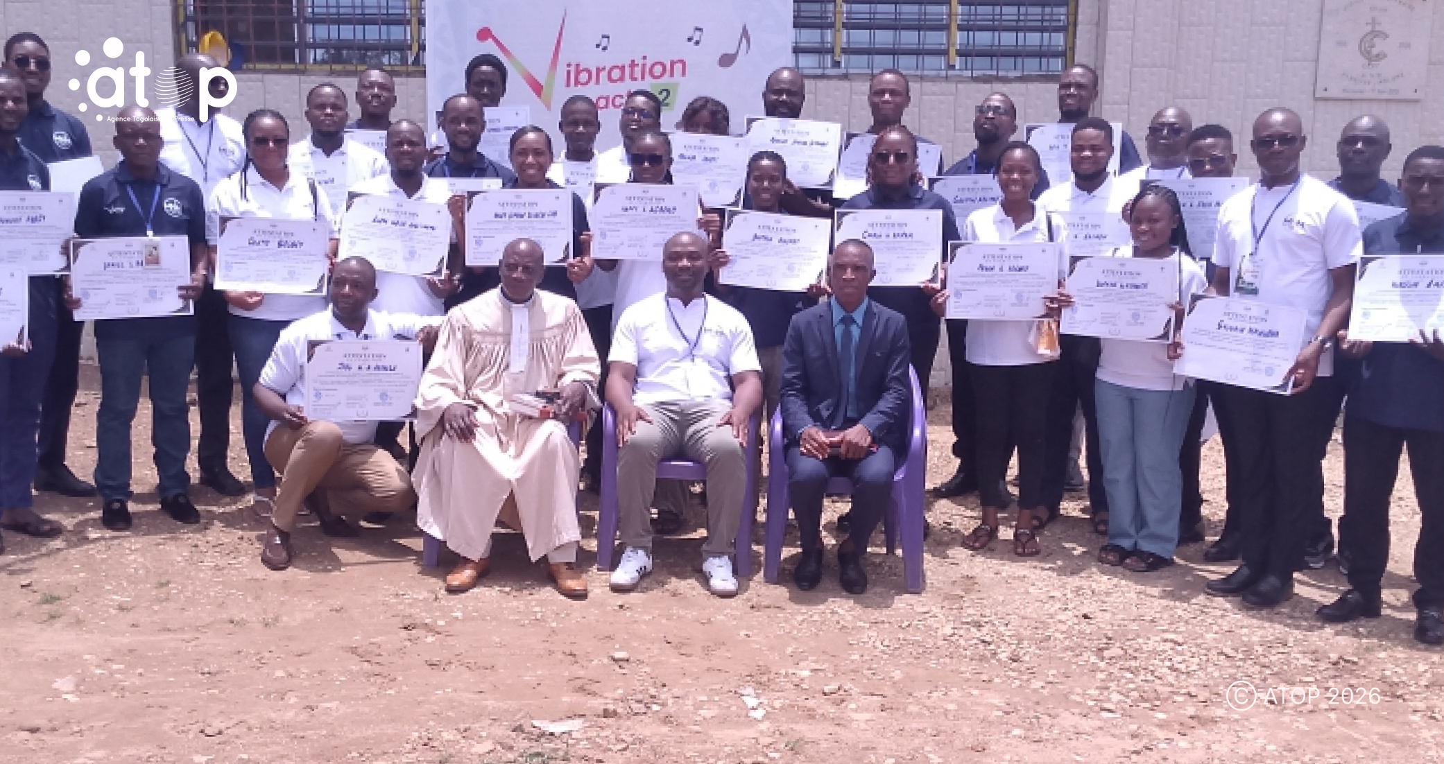 66 des participants attestations en mains et autorites