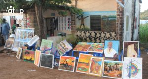 79 Exposition des oeuvres des participants