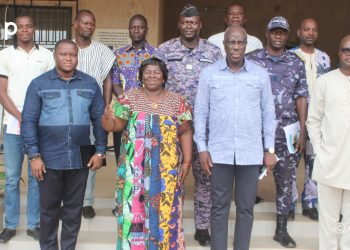 Tône/Campagne de distribution des MII : 282 074 moustiquaires distribuées dans le district sanitaire (95%) 3 Tône/Campagne de distribution des MII : 282 074 moustiquaires distribuées dans le district sanitaire (95%)