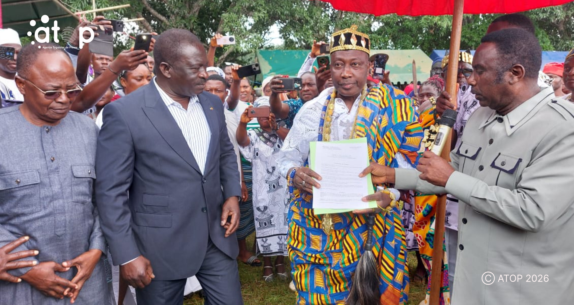 Wawa : Oloukè Kossi Agbeko Okpokou V confirmé chef du canton de Klabè-Efoukpa 1 Oliver