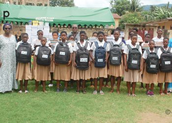 Kloto : Des kits scolaires aux meilleures élèves filles et orphelins du village Kusuntu