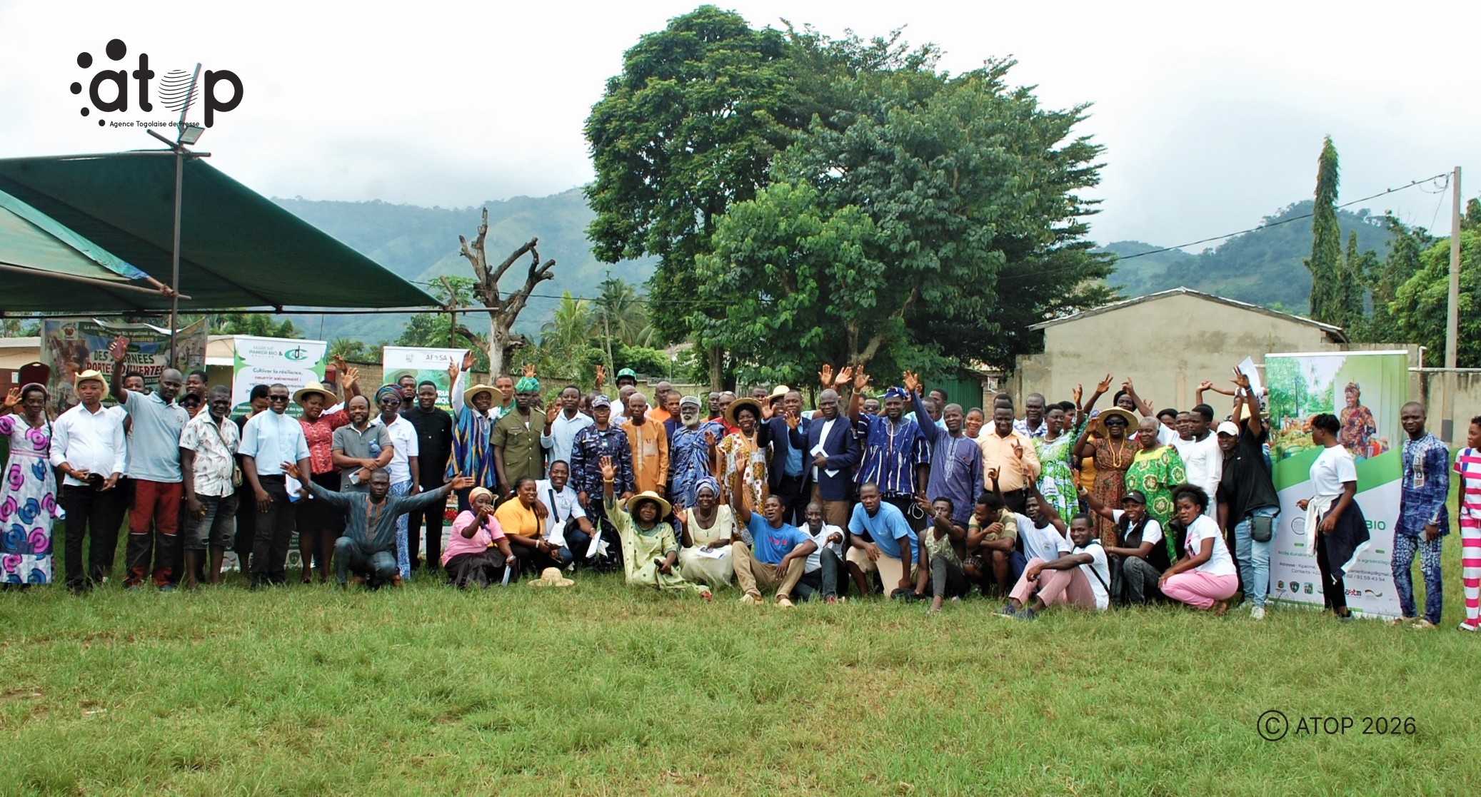 6 Les participants pour la photo souvenir