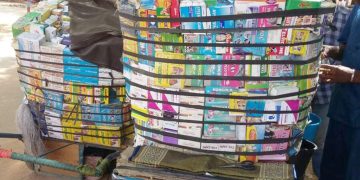 Médicaments de la rue : Dr Hainga Salomon Boukoulmé alerte sur les risques pour la santé