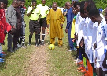 5 eme édition gala de foot : le club FC Arc-en-ciel Mikeriba remporte la coupe fraternité dans le Haho 4