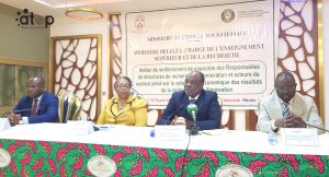 Le Ministre Gado a louverture de latelier