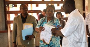 Les autorites procedent a louverture des epreuves