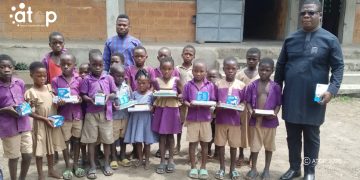Agou / rentrée scolaire 2026-2027 : Des fournitures scolaires distribuées aux élèves nécessiteux