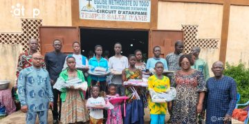 Social : Le « Cluster Anié » distribue des fournitures scolaires aux enfants vulnérables