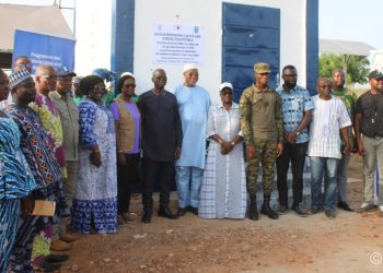 Tône/Accès à l’eau potable : Un poste d’eau autonome solaire remis aux populations de Batambouaré