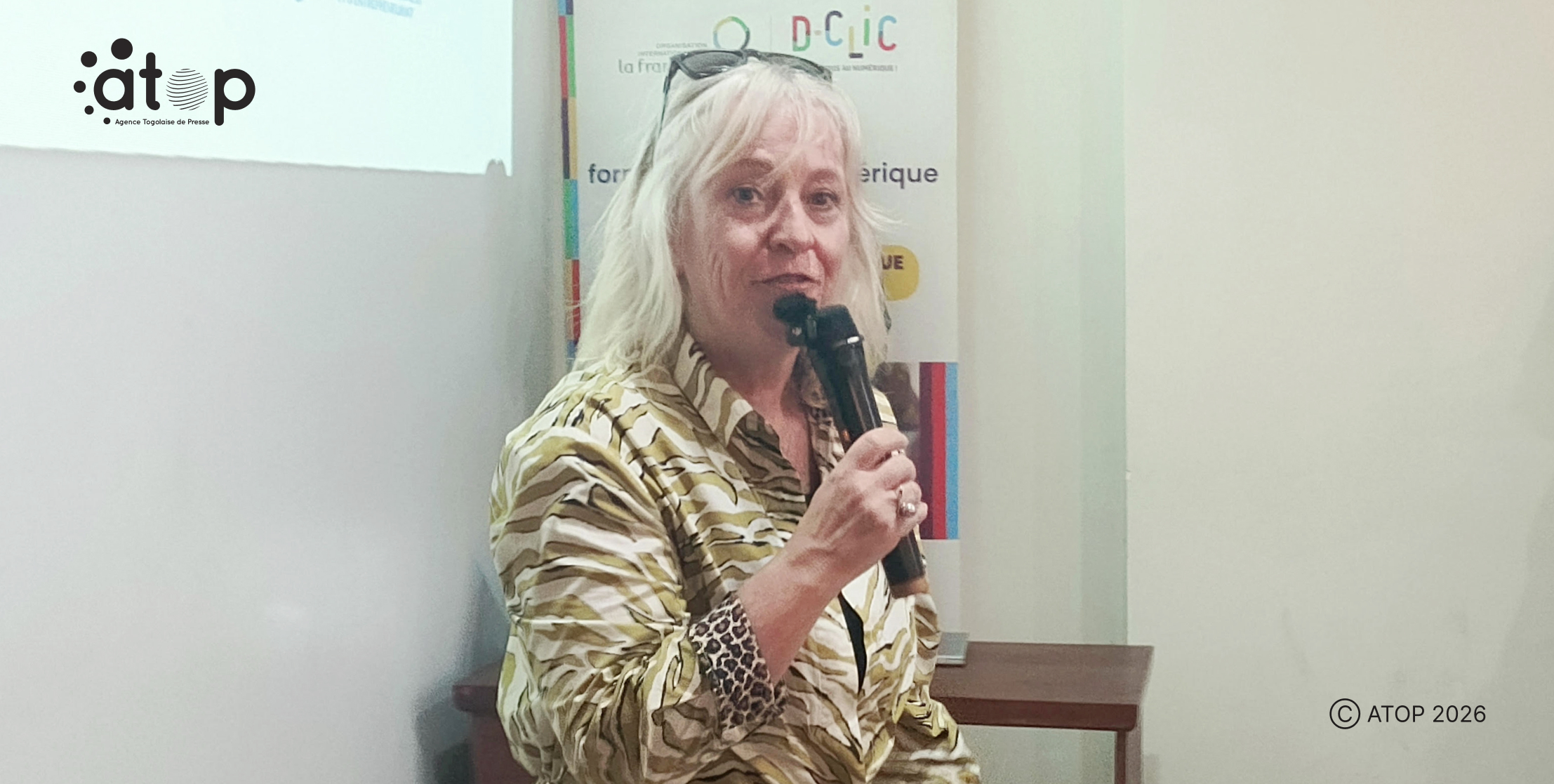 19 Mme Caroline ST Hilaire sentretient avec les jeunes apprenants