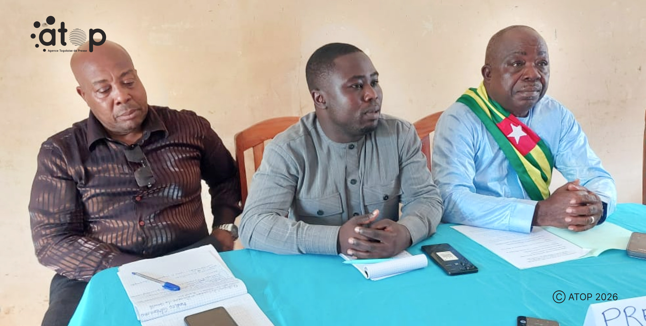 4eme session de la commune Wawa 1: Les travaux consacrés à l'arbitrage du budget primitif pour l'exercice 2027 1 22 M. Bohoussa au milieu ouvrant les travaux.