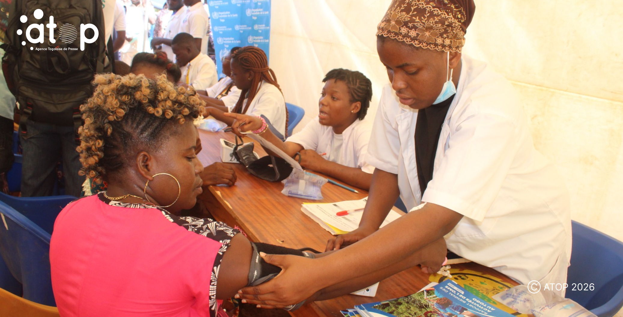 Savanes/81ᵉ anniversaire du Système des Nations Unies : Une foire médico-sociale organisée à Dapaong 1 27 Une femme beneficie de consultation gratuite