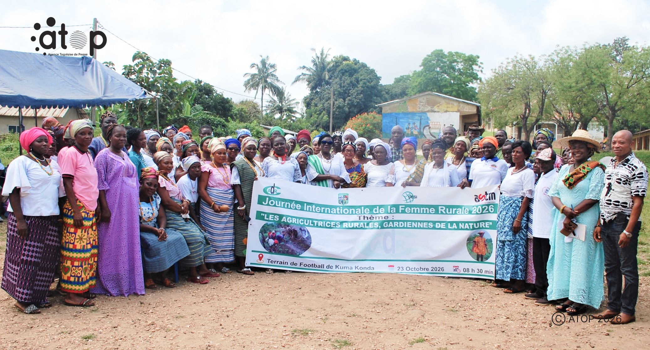 Kloto/Journée internationale des femmes rurales : Les agricultrices plaident pour la sécurisation de leurs droits fonciers 1 4 Photo souvenir des participants a la JIFR
