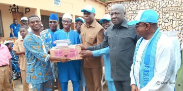 Assoli : Des kits scolaires aux élevés méritants et démunis de la préfecture 5 Assoli : Des kits scolaires aux élevés méritants et démunis de la préfecture