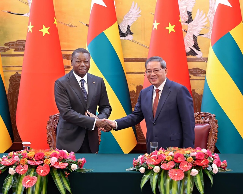 Le President du Conseil avec Xi Jinping