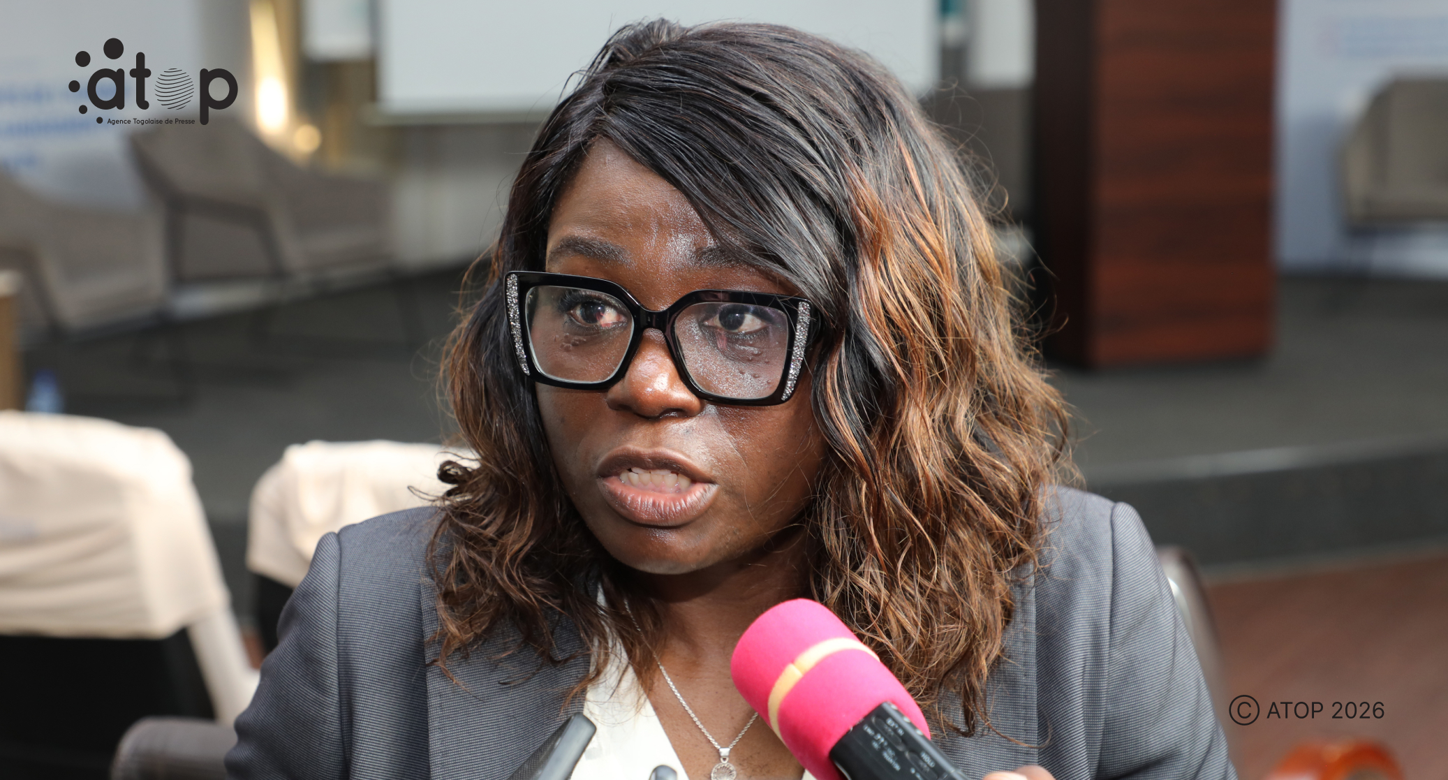 Pr. Nadine Machikou analyse les obstacles à l’application des décisions régionales 1 Oliver 68