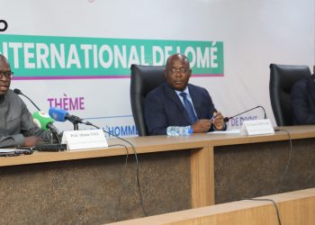 Les universitaires réfléchissent aux rapports entre souveraineté des États et respect du droit 3 Les universitaires réfléchissent aux rapports entre souveraineté des États et respect du droit